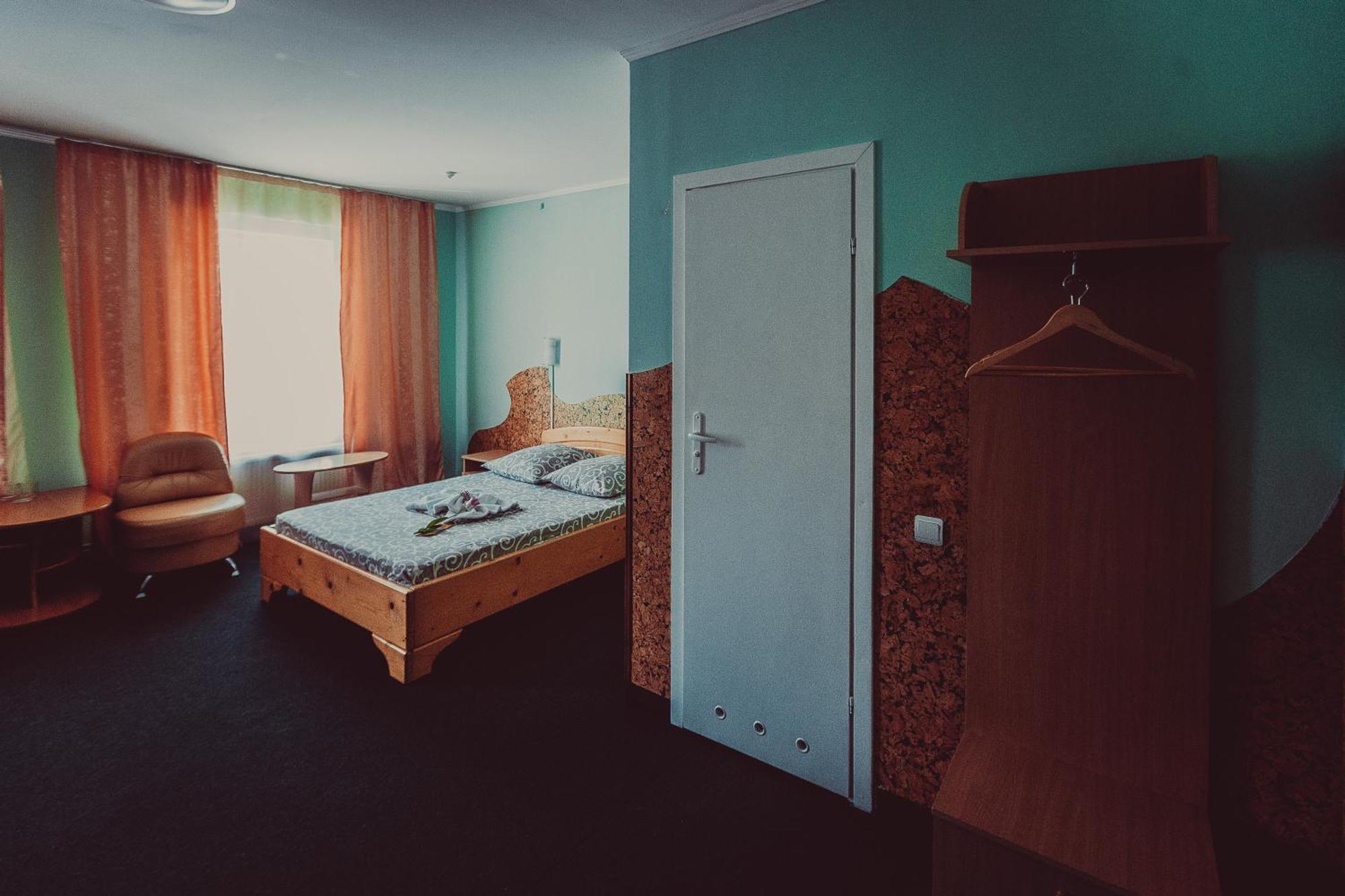Formula 1 Motel Ivano Frankivsk Bagian luar foto